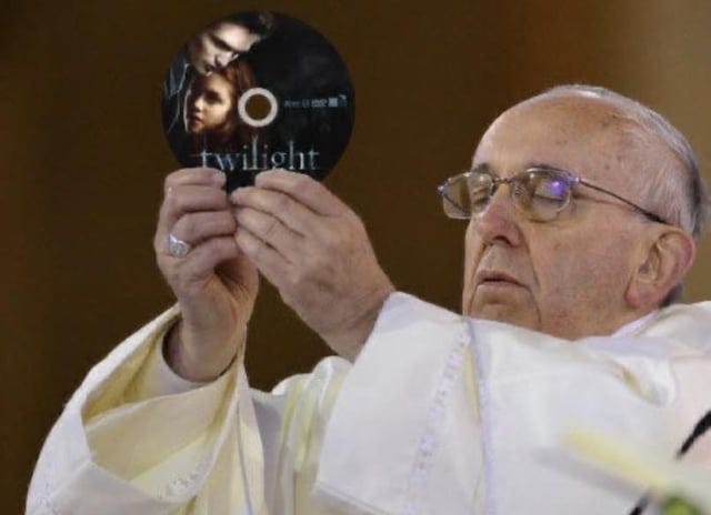 I just joined this sub a couple of days ago but plssss tell me you guys  have seen this meme : r/twilight