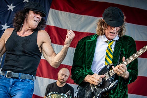 Back in Black / photos by Troy Larson © FallstownFUSE