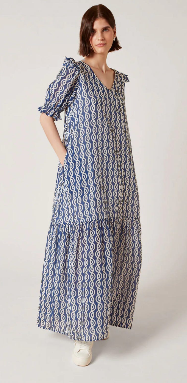 I love big baggy dresses and I cannot lie
