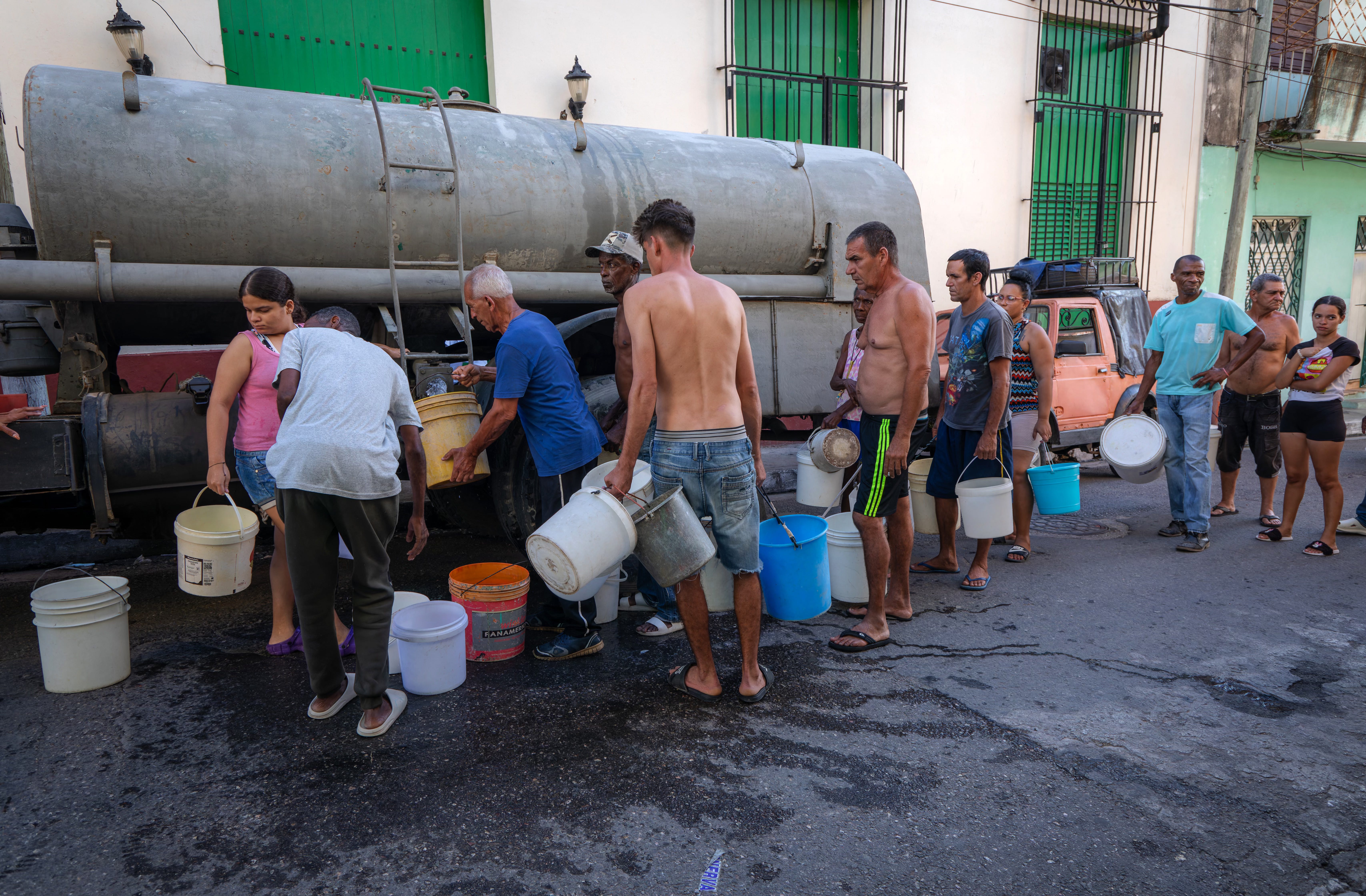 U.S. imposes new Cuba sanctions; Progressive wins California special election; Congo Ebola outbreak “growing exponentially”
