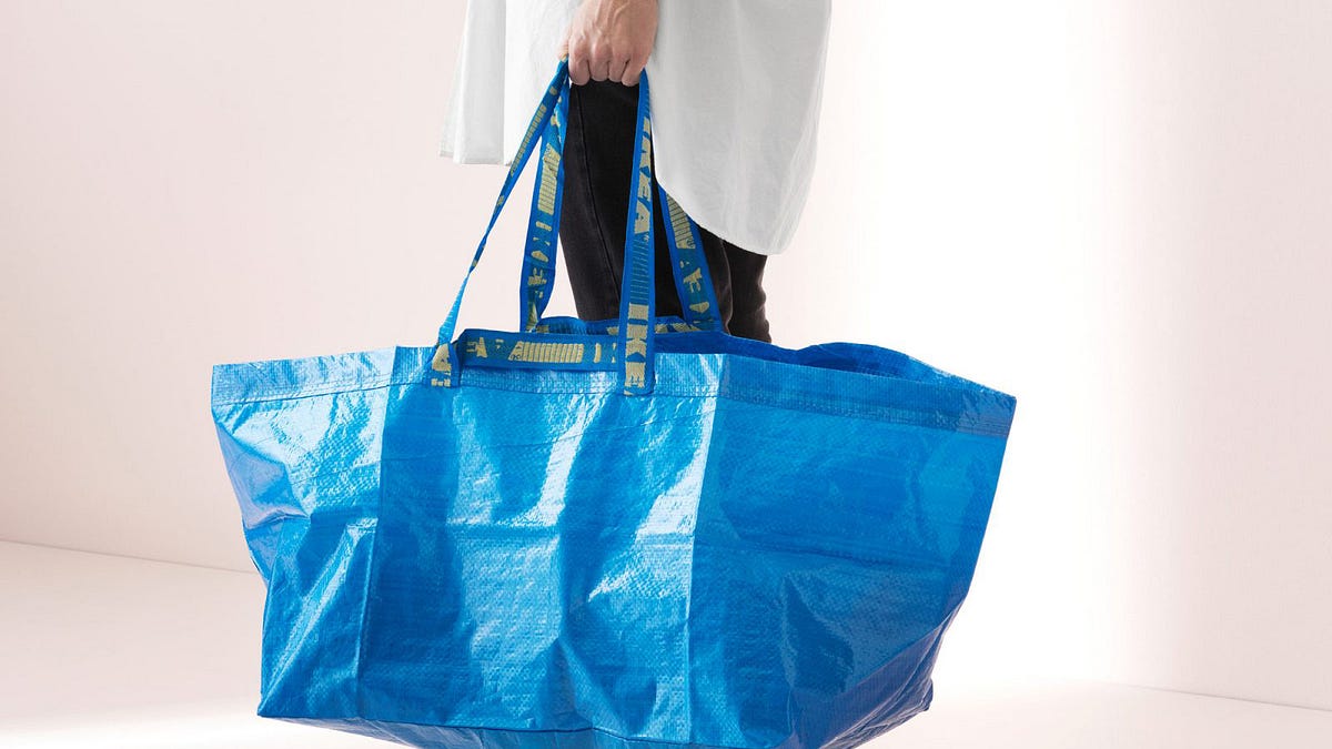 ikea blue bag wedding dress hack Saturday recap: First bride of the season and shes here with the bridal  hack of the year! She cut out the bottom of an ikea bag to create a dress  holder so she can go to the bathroom with ease  , I