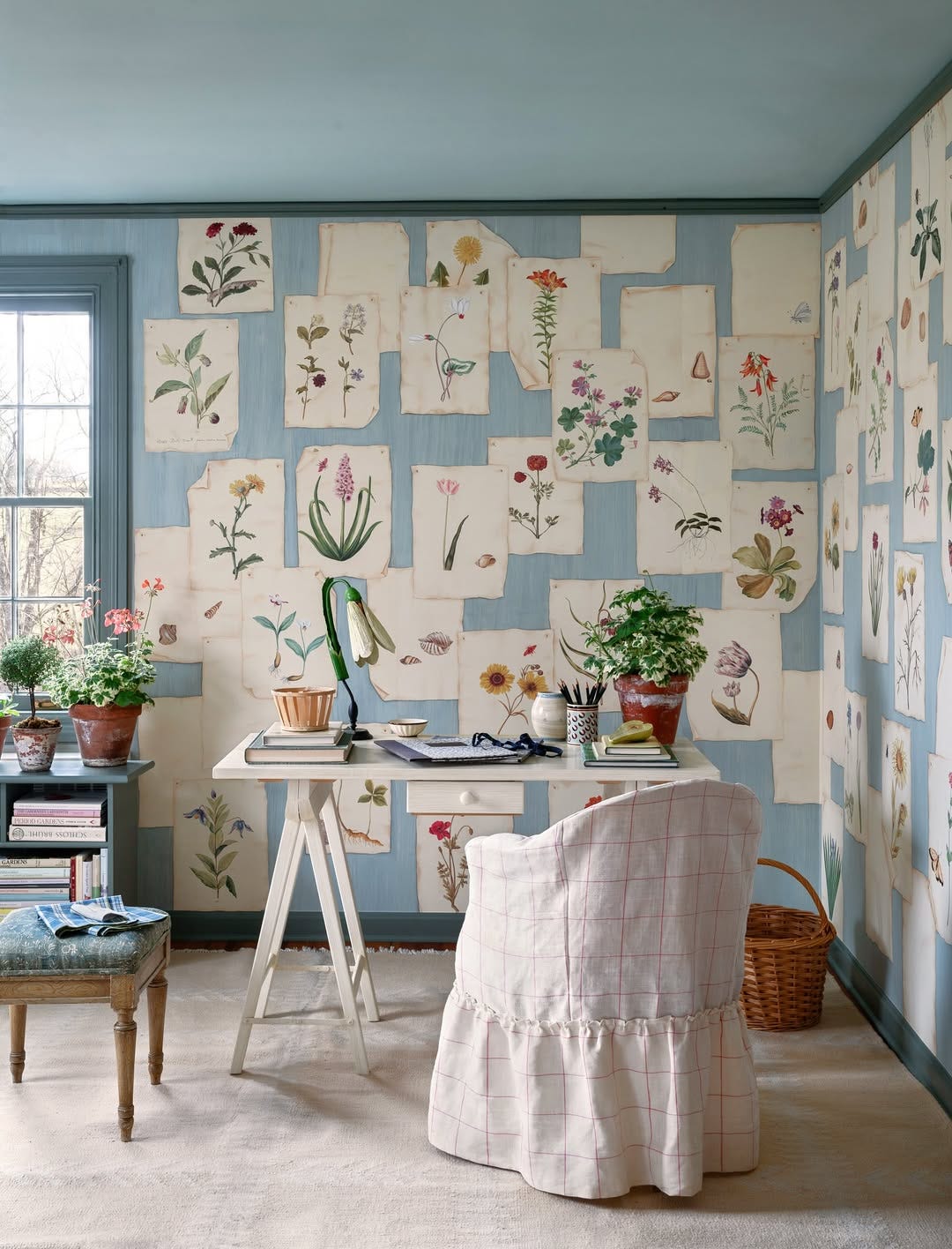 deGournay Belly Mellon wallpaper