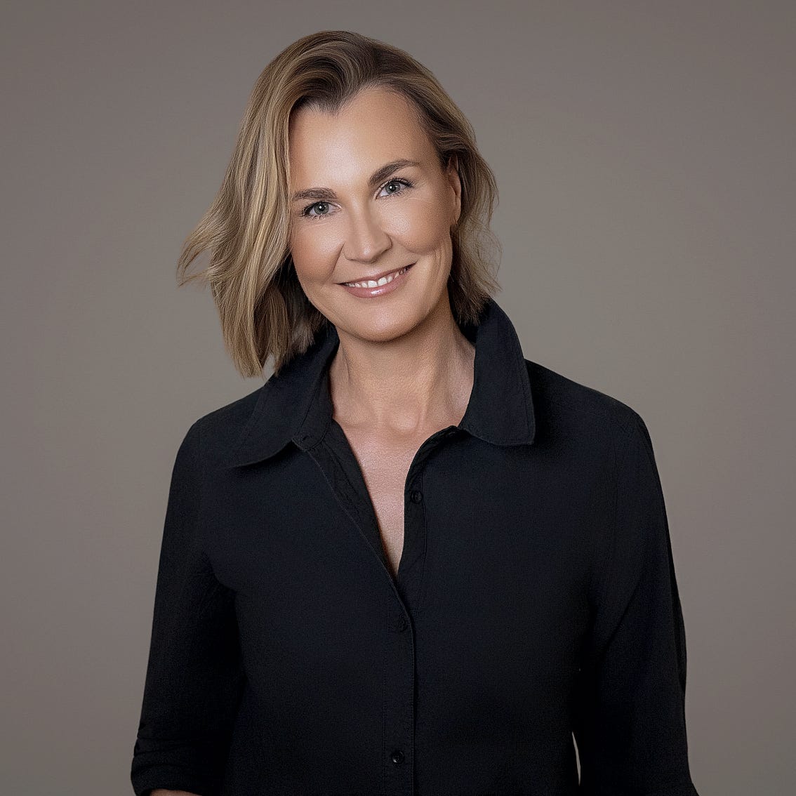 Robyn Curnow