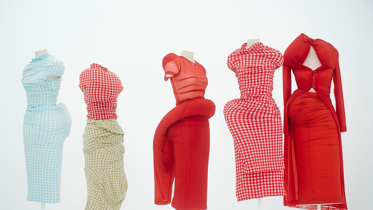 You're invited to Comme des Garçons 1997 S/S - Metonym