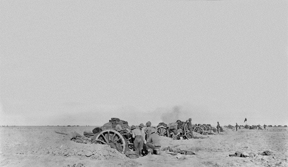 '18 pounder battery in action at Battle of Shaik Saad on right bank', 7 January 1916