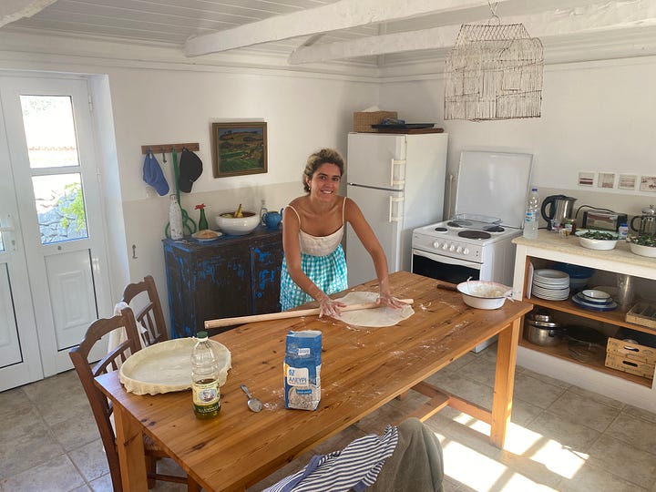 Helidoni House, Afales