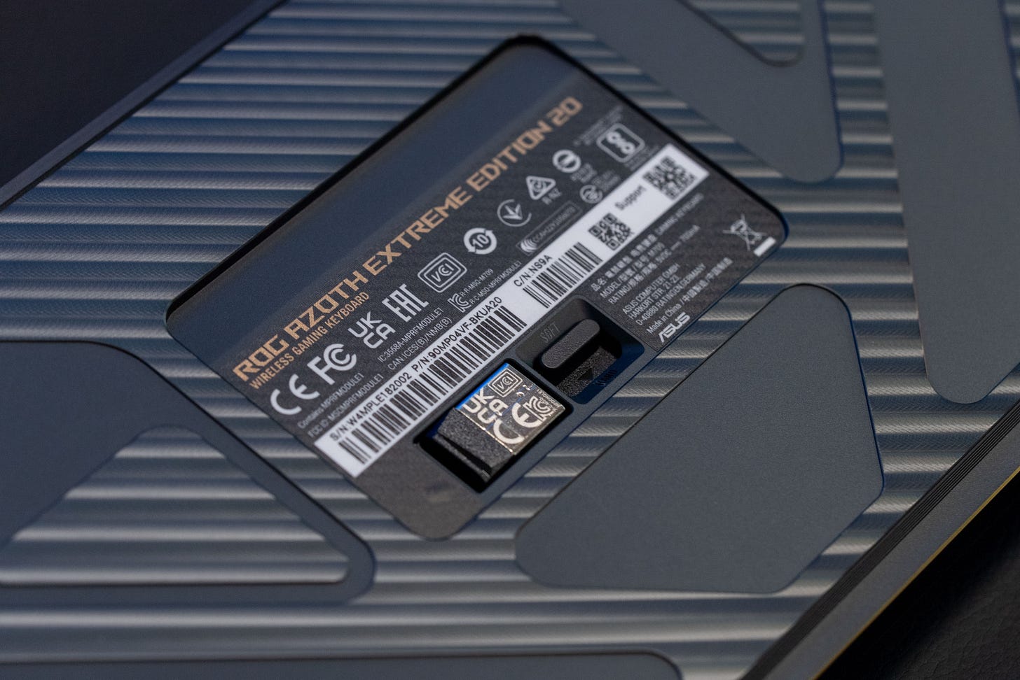 Asus ROG Azoth Extreme Edition 20 gaming keyboard review Asus ROG Azoth Extreme Edition 20 gaming keyboard review