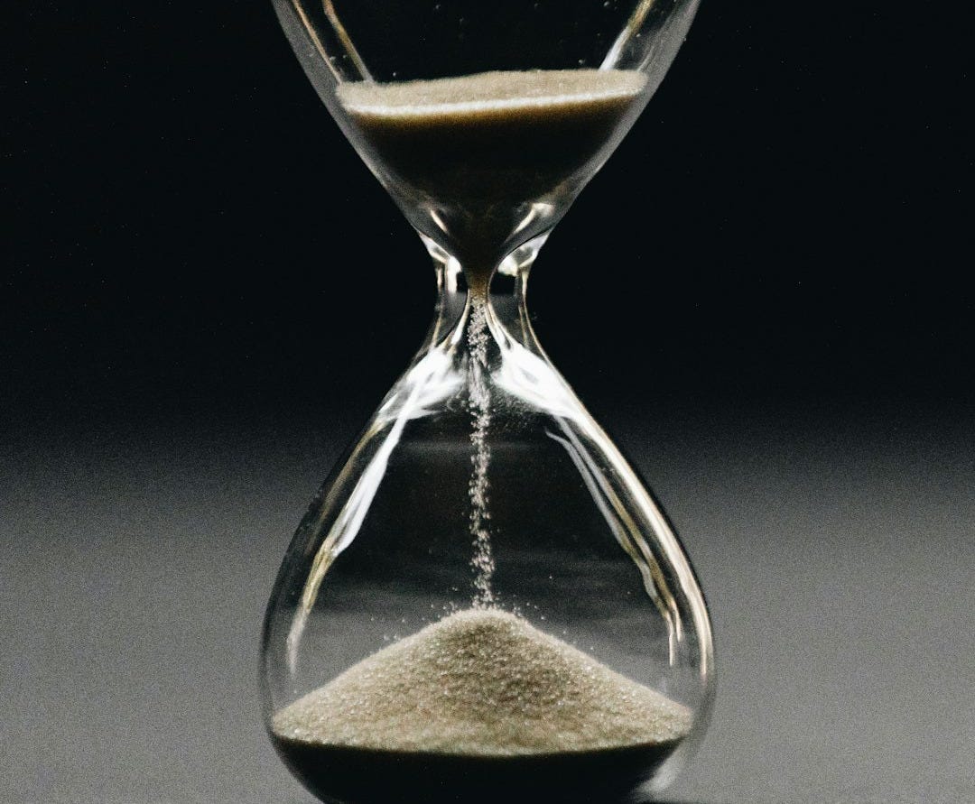 clear hour glass