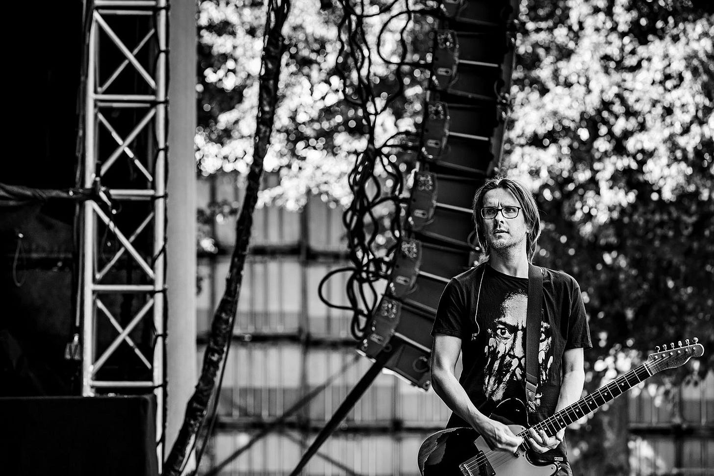 No photo description available.