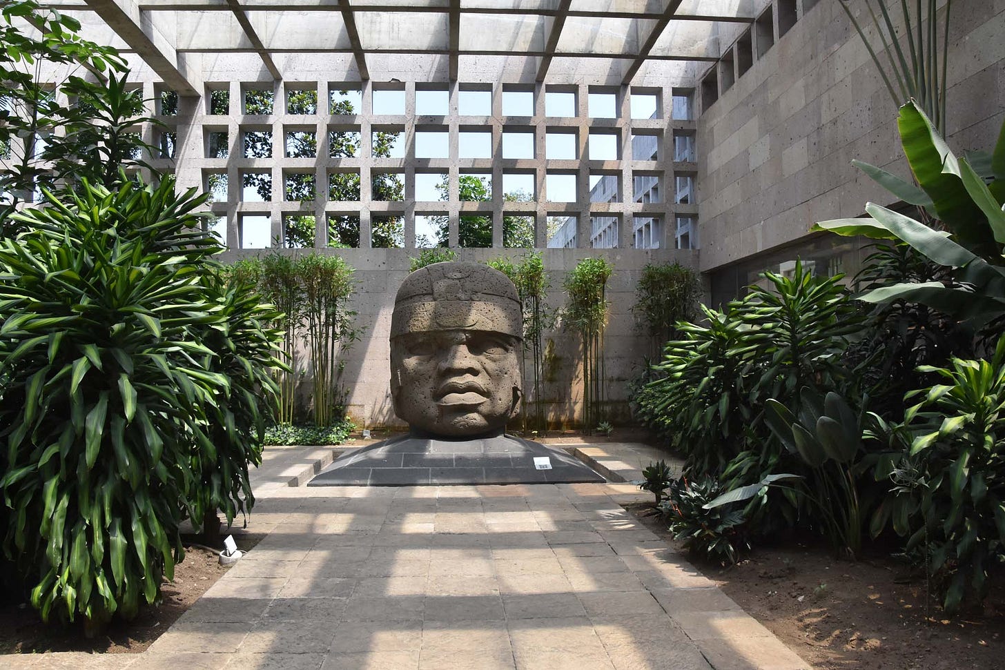 2dd17962-7000-44c9-8009-