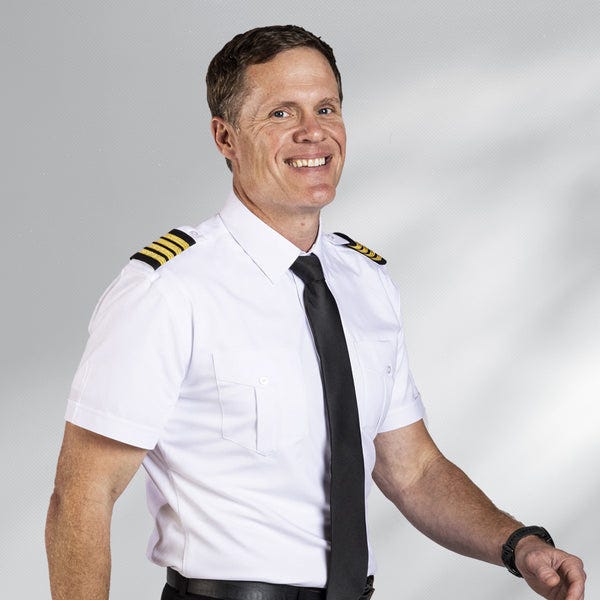 Men's Pilot Shirt - White Label Slim Cut - 58% polyester/32% Cotton/10% Spandex - Men's - Size Regular x 17 - JetSeam - No Eyelets Men's Pilot Shirt - White Label Slim Cut - 58% polyester/32% Cotton/10% Spandex - Men's - Size Regular x 17 - JetSeam - No Eyelets