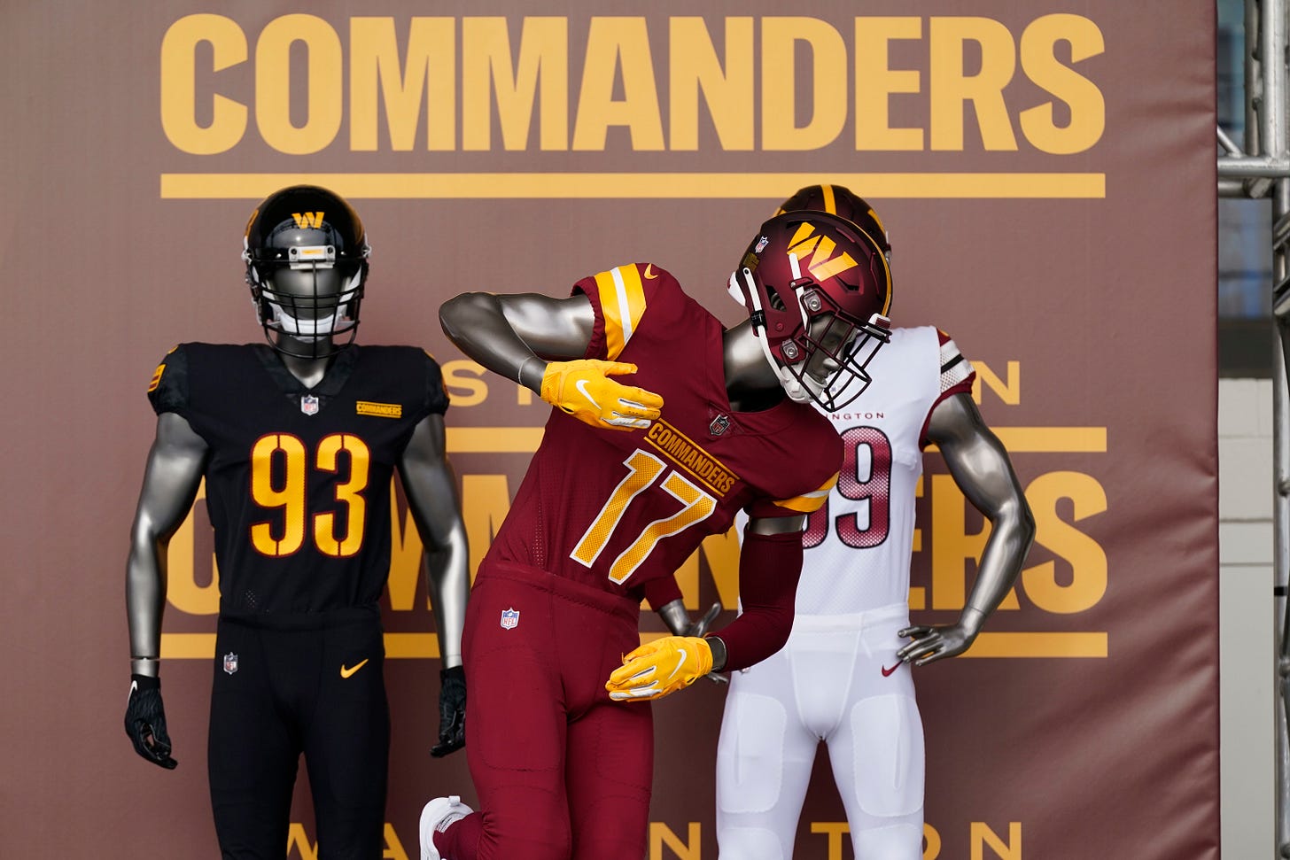 NFL's Washington Football Team unveils Commanders as new name