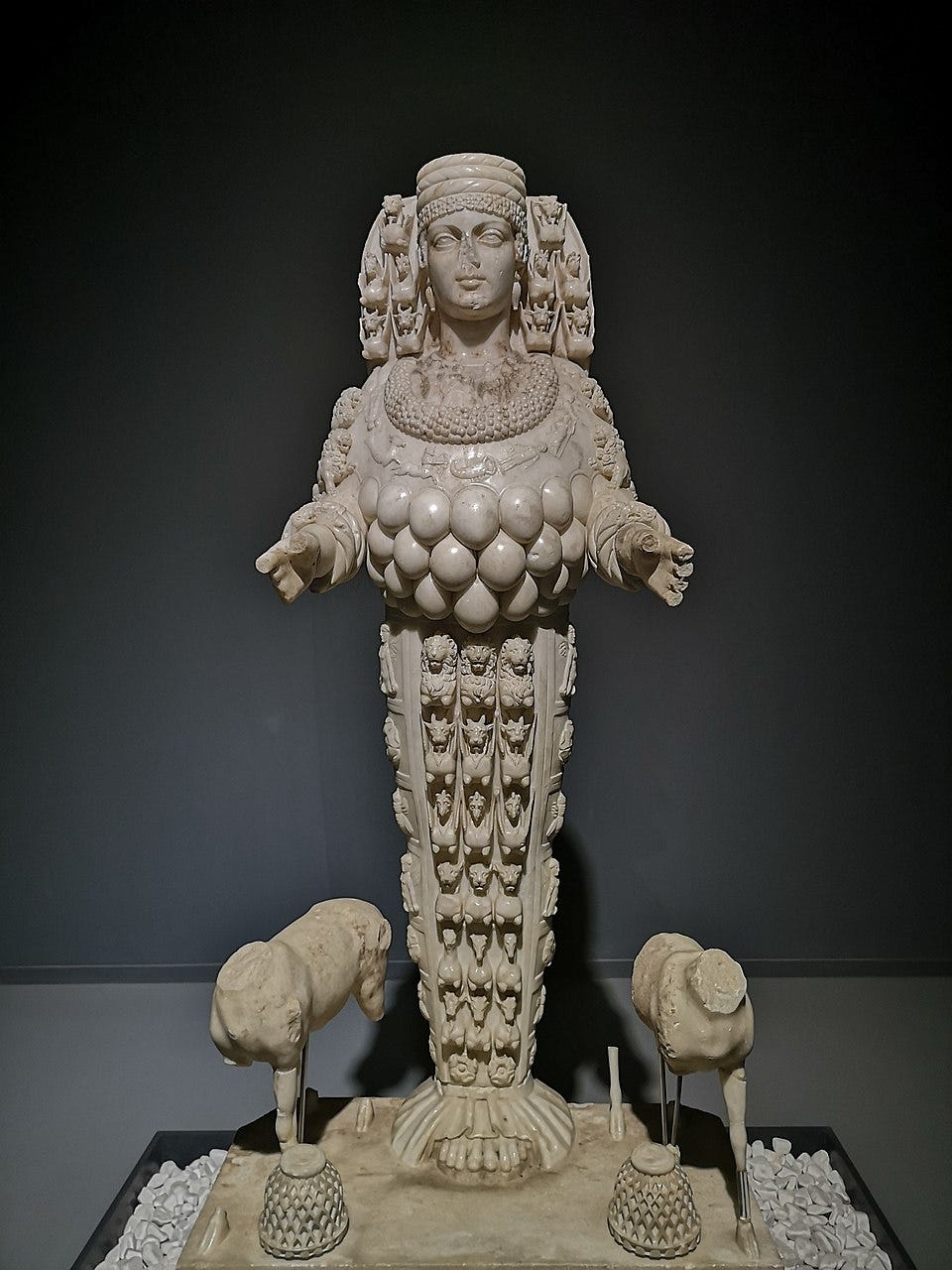 Statue of Artemis at Ephesus, Credit: Gargarapalvin, CC BY-SA 4.0 via Wikimedia Commons