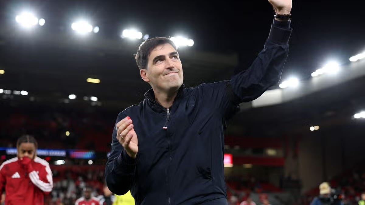 [FREE] Liverpool 2-1 Atletico Madrid: Key Data and Visuals