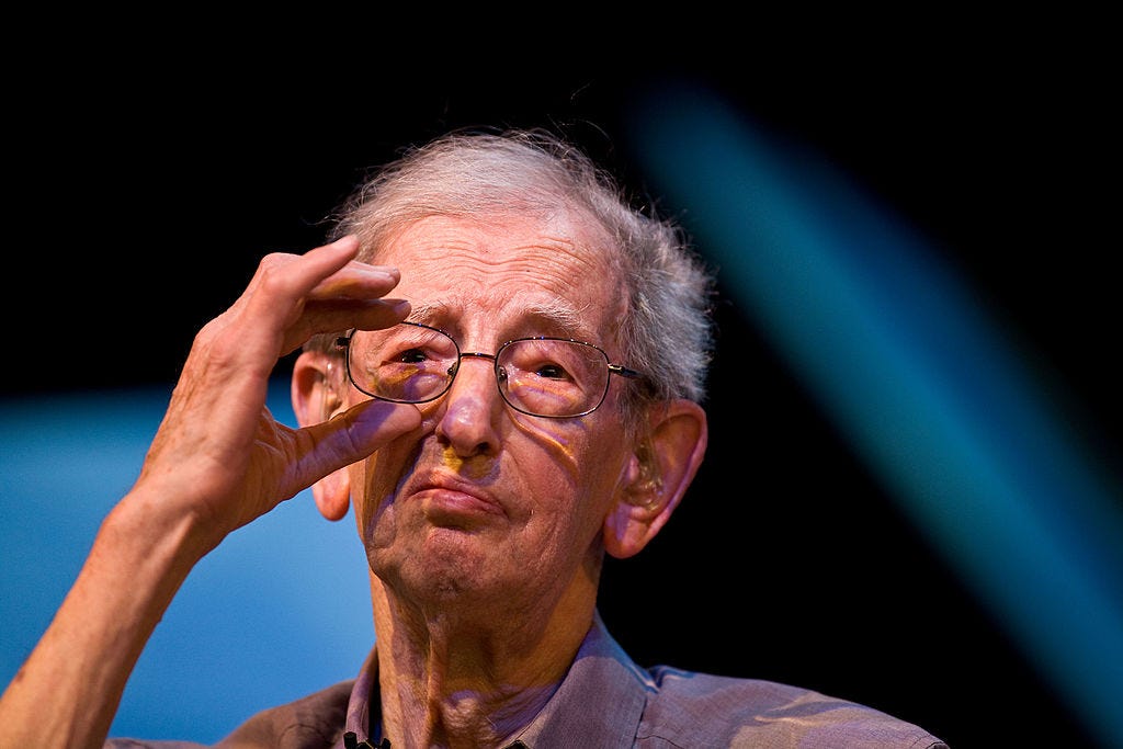 Eric Hobsbawm habla en el Hay festival el 24 de mayo de 2009, en Hay-on-Wye, Gales.