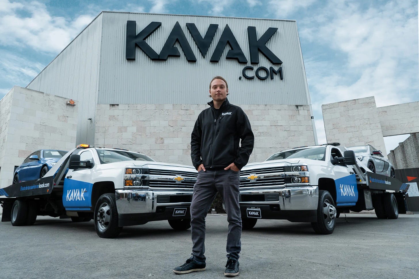 Mexico Car Dealer Kavak's Valuation Slashed by $6.5 Billion As Market Sours  - Bloomberg