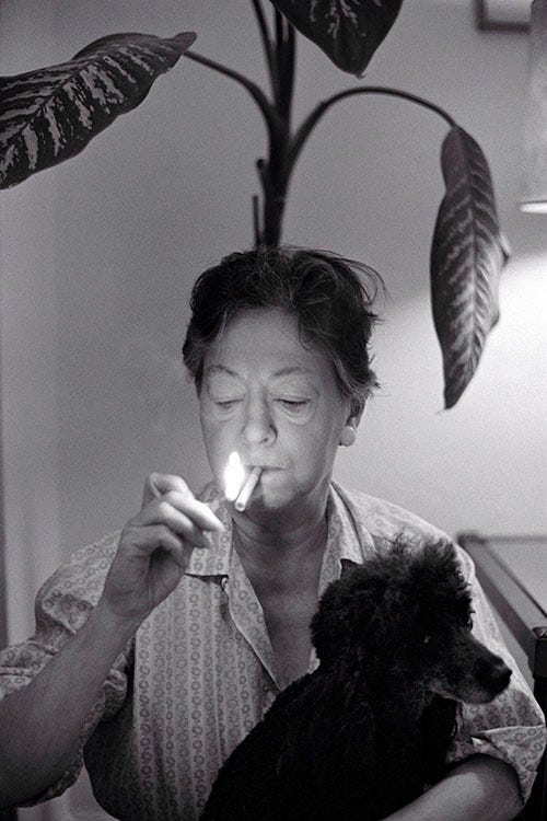 NP_PE_DP001 : Dorothy Parker - Iconic Images