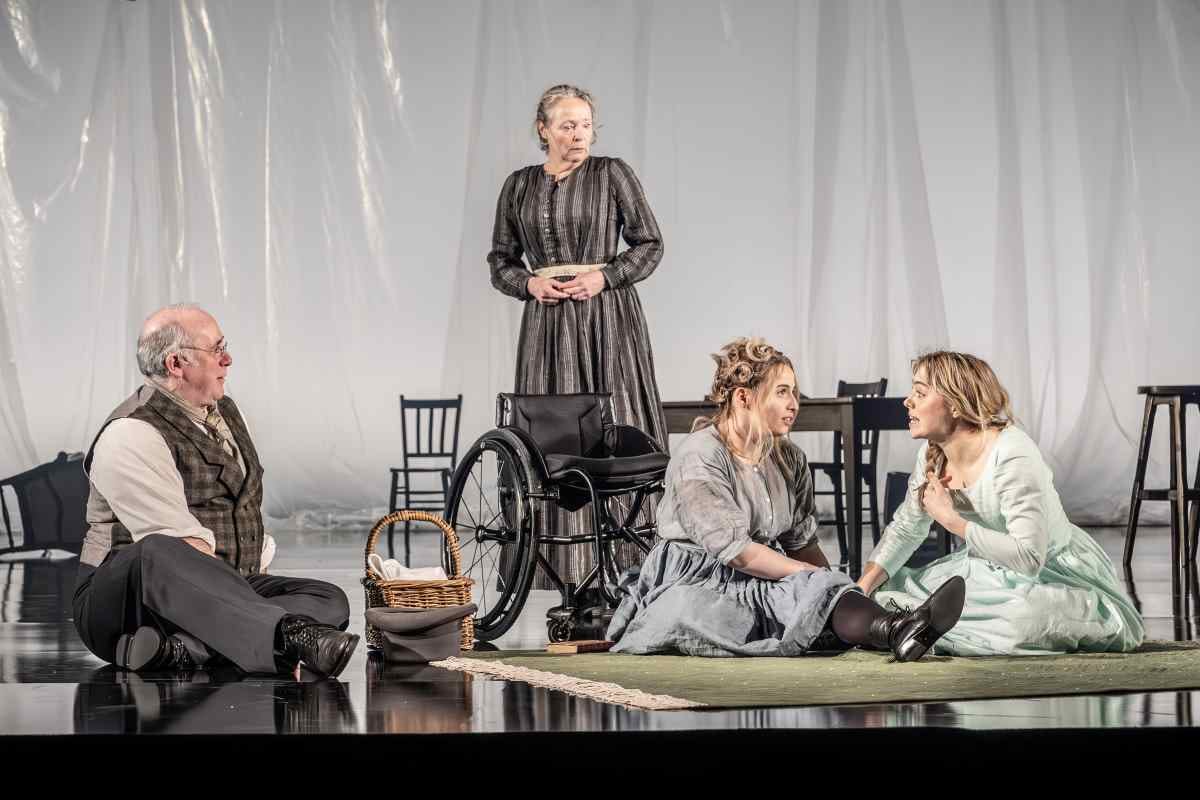 London Tide - National Theatre - Review