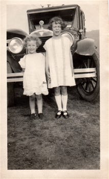Perlman - Grace & Anne, Montrose Perlman - Grace & Anne, Montrose