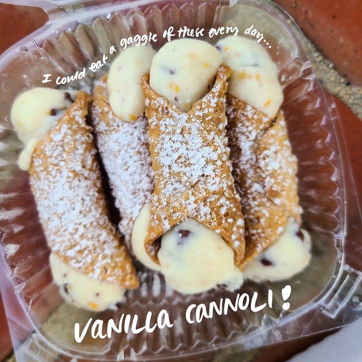 Pizzeria DiCicco Vanilla Cannoli