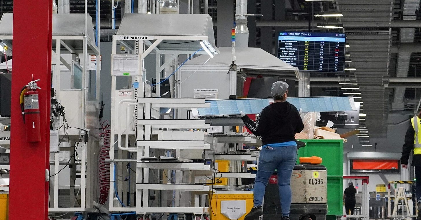 US manufacturing gauge drops to eight-month low | Reuters US manufacturing gauge drops to eight-month low | Reuters
