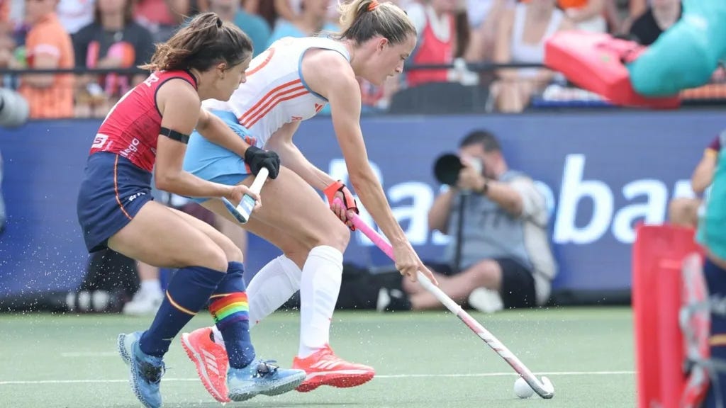Partido de las Red Sticks frente a Países Bajos. Partido de las Red Sticks frente a Países Bajos.
