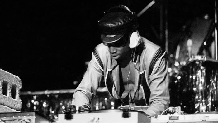 インディr&b. j-funk breakthru Old School Radio Mix | April 27 – May 1, 2026 | Classic R&B, Funk