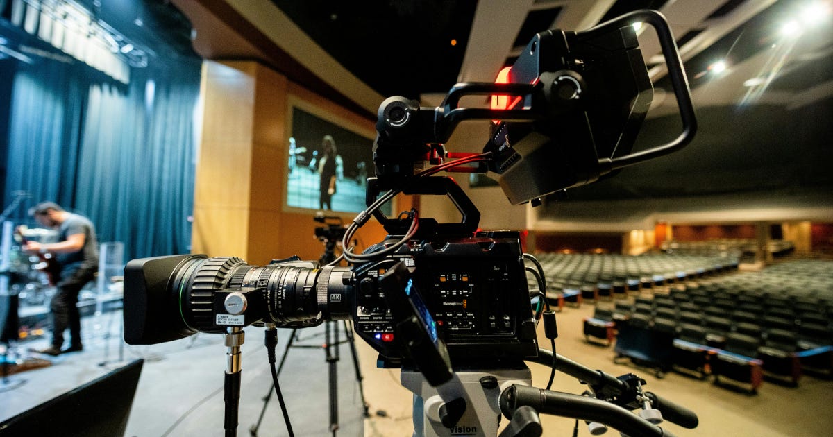 HBO Max Names Casey Bloys as CEO, Ushering in a New Era of Creative Leadership HBO Max Names Casey Bloys as CEO, Ushering in a New Era of Creative Leadership
