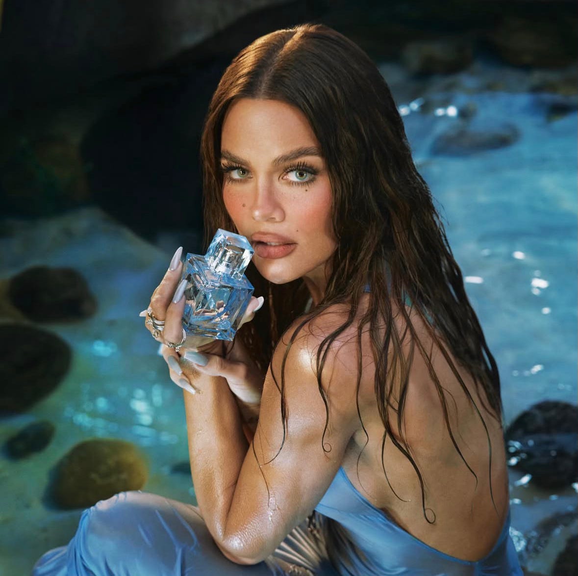 Khloé Kardashian launches XO BLUE in collaboration with Luxe Brands Khloé Kardashian launches XO BLUE in collaboration with Luxe Brands
