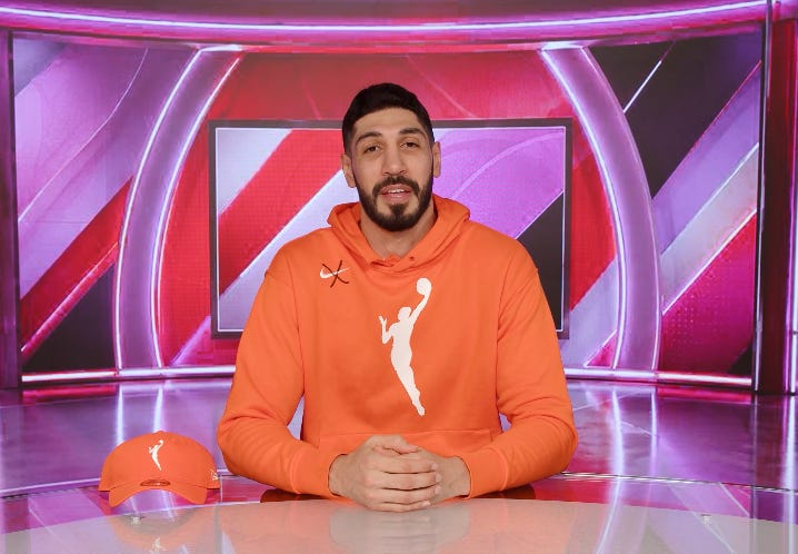Oh Christ, Some Transphobic Ex-NBA Players Are Gonna Try To Do 'Lady Ballers' IRL
