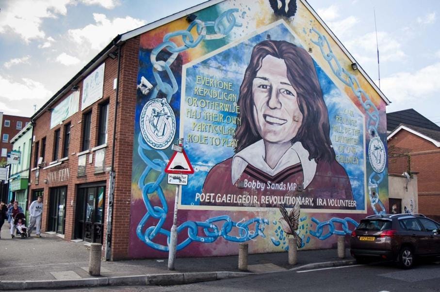 Belfast Peace Wall and its murals - how to see it for yourself Belfast Peace Wall and its murals - how to see it for yourself