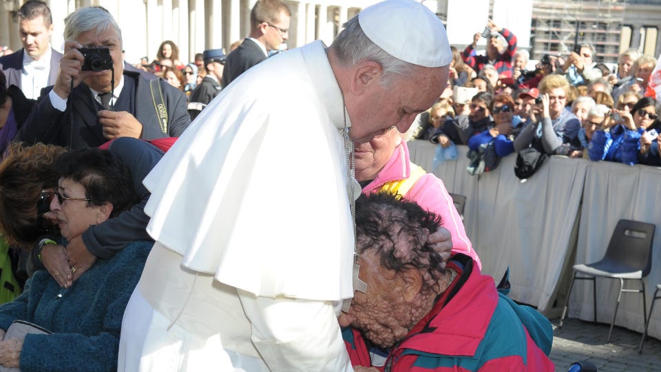 Vinicio, the Ill Man Whose Embrace with Pope Francis Moved the World, Passes Away - EWTN Vatican Vinicio, the Ill Man Whose Embrace with Pope Francis Moved the World, Passes Away - EWTN Vatican