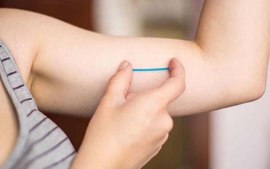 Anvisa suspende venda e propaganda de “chips da beleza” – Gláucia Lima Anvisa suspende venda e propaganda de “chips da beleza” – Gláucia Lima