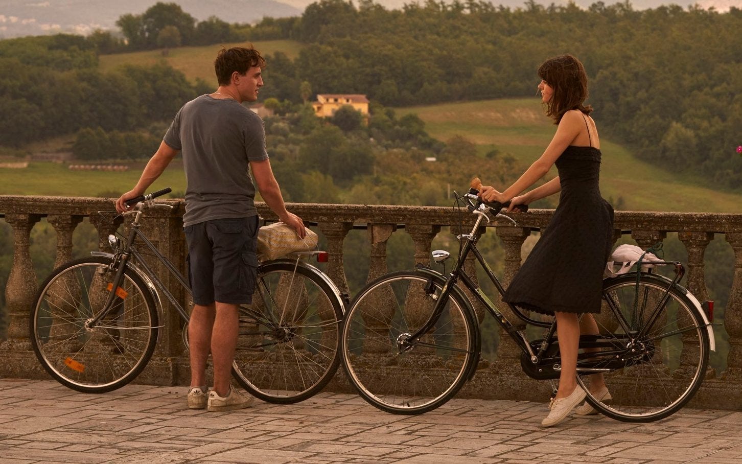 How to look chic while cycling - and why CLOBs are the new MAMILs