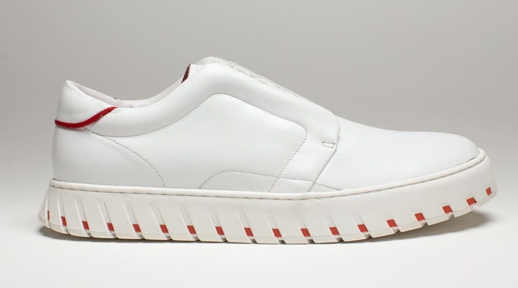 Iambic Creates 'Sizeless' Shoes That Are Good For Your Feet