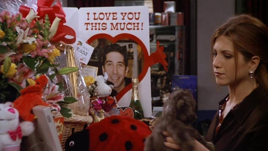 23 Bizarre "Friends" Plot Lines That Really Pissed People Off