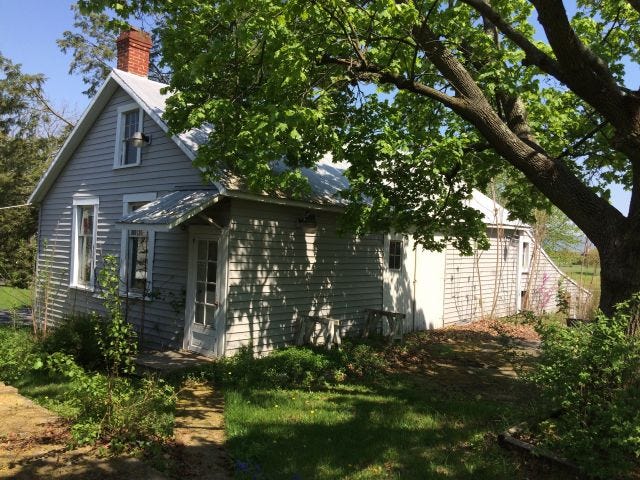 The barn from the front.