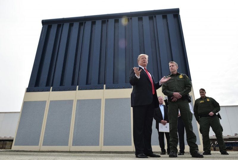 donald trump mexico wall standoff military donald trump mexico wall standoff military