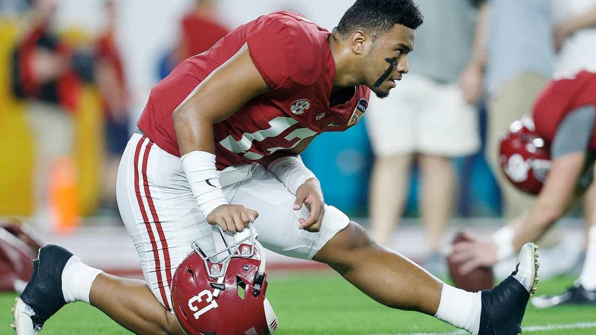 Tua Tagovailoa ankle injury puts tightrope surgery in spotlight - Sports  Illustrated