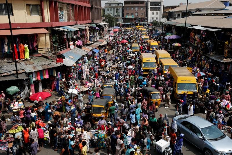 Crowds in Lagos, December 2016