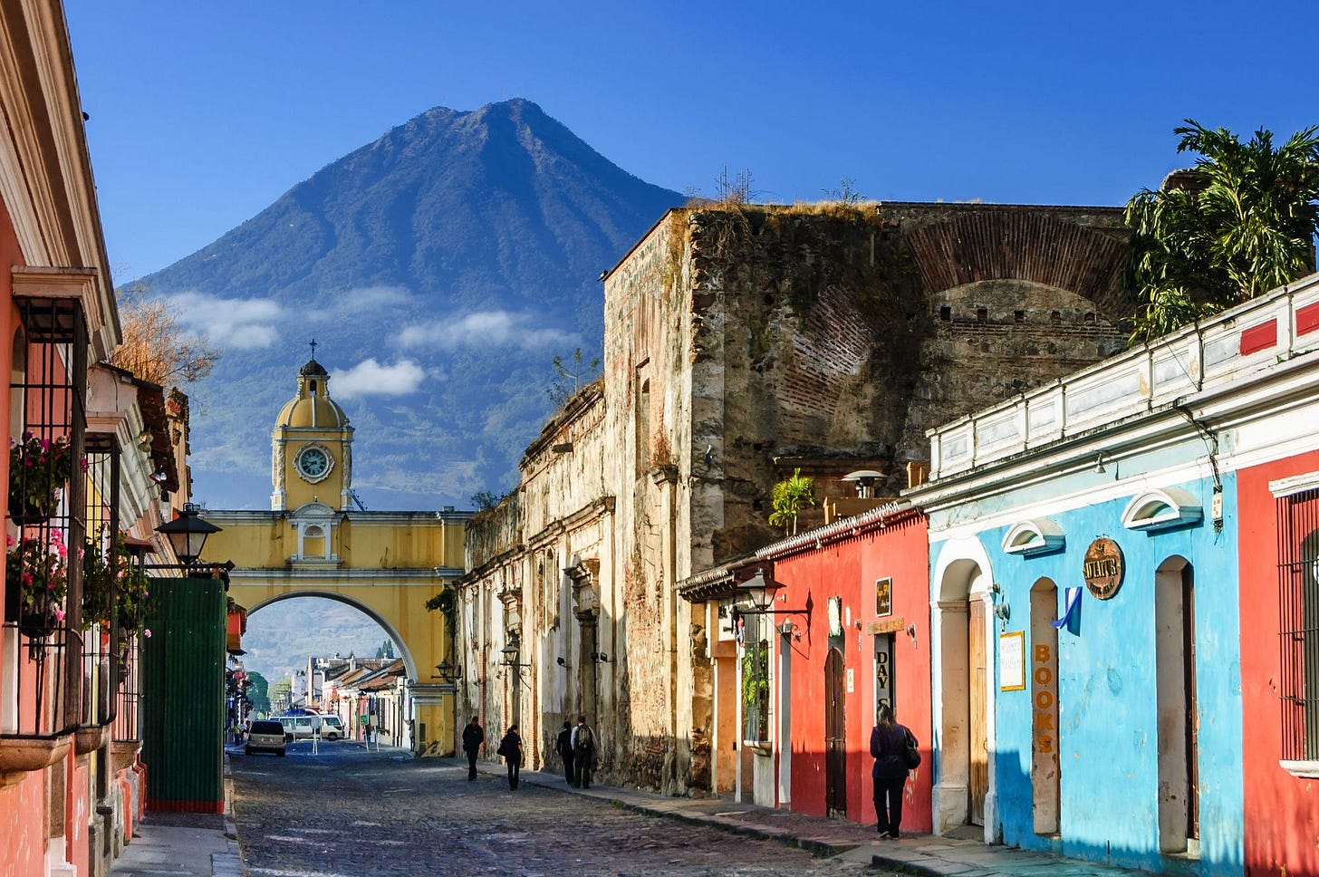 🔟🌋🇨🇱 10 lecciones rápidas para tener una vida digital más saludable, las primeras ciudades fundadas en América y más... - Nerd From Chile #5 - Abril 17 2022