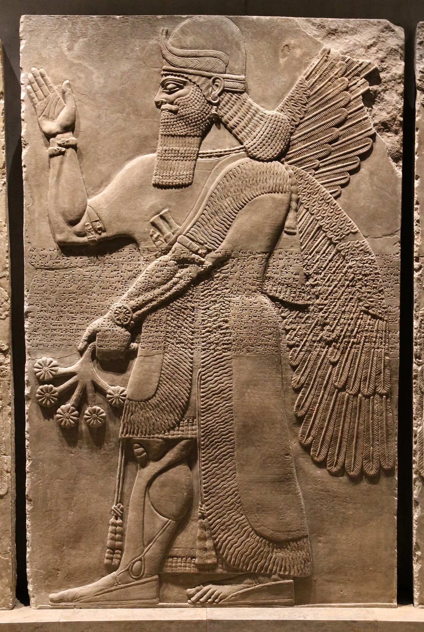 https://upload.wikimedia.org/wikipedia/commons/1/1c/Genien%2C_Nimrud_870_v._Chr._Aegyptisches_Museum%2C_Muenchen-4.jpg https://upload.wikimedia.org/wikipedia/commons/1/1c/Genien%2C_Nimrud_870_v._Chr._Aegyptisches_Museum%2C_Muenchen-4.jpg