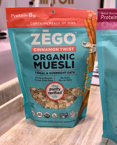 spirulina spaghetti, gluten-free pretzel roll, organic protein oats