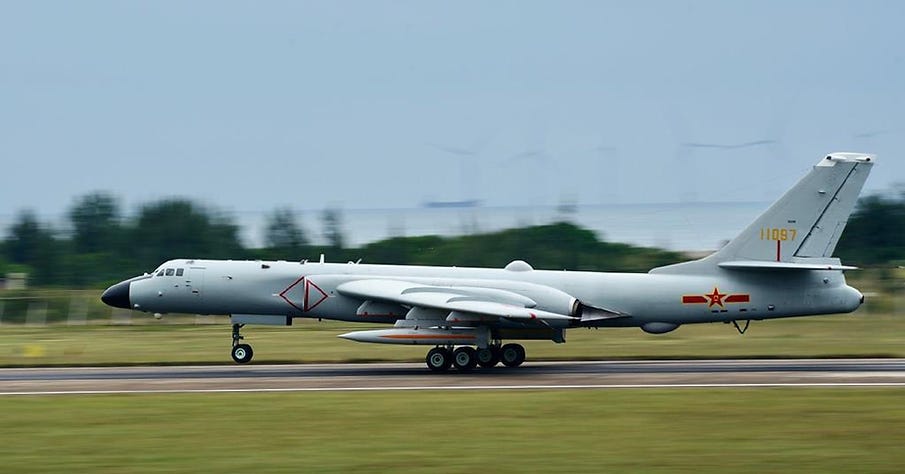 A H-6K bomber carrying two M-ALBM at the 2022 Zhuhai Airshow A H-6K bomber carrying two M-ALBM at the 2022 Zhuhai Airshow