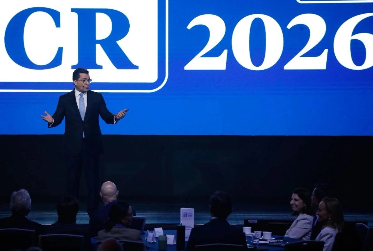 El vicepresidente y director general de BBVA México, Eduardo Osuna Osuna, durante la  reunión Nacional de Consejeros Regionales 2026 de BBVA, en el Hotel Camino Real, en la Ciudad de México, el 5 de mayo de 2026. 