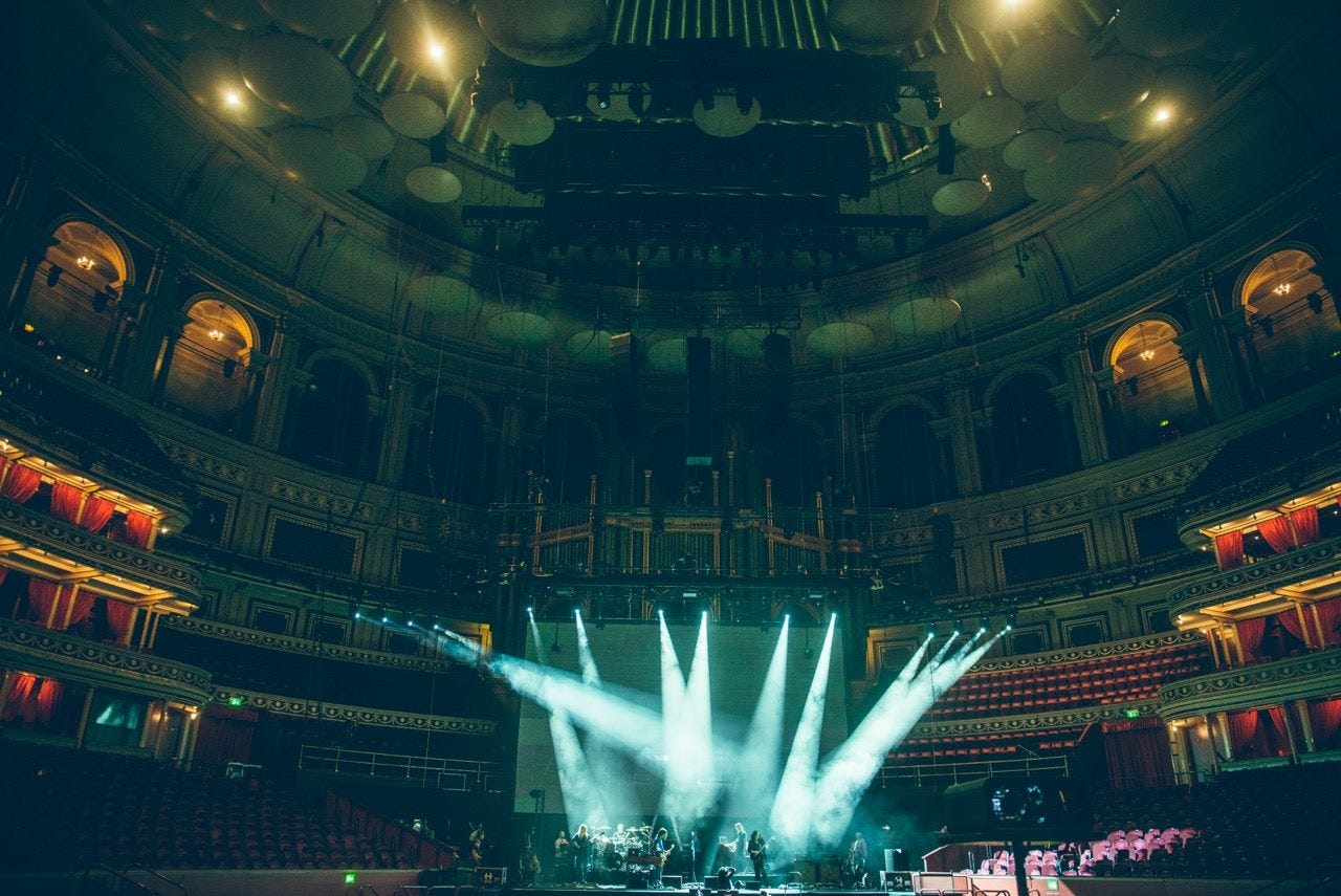 No photo description available.