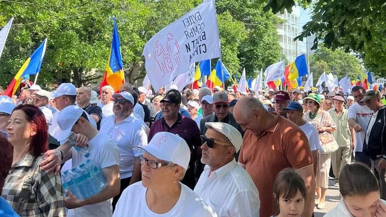 Akció a családi és hagyományos értékek támogatására Kisinyovban, Moldovában