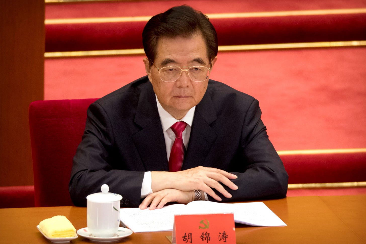 2017年10月18日，中共十九大在北京召开，胡锦涛（AP）