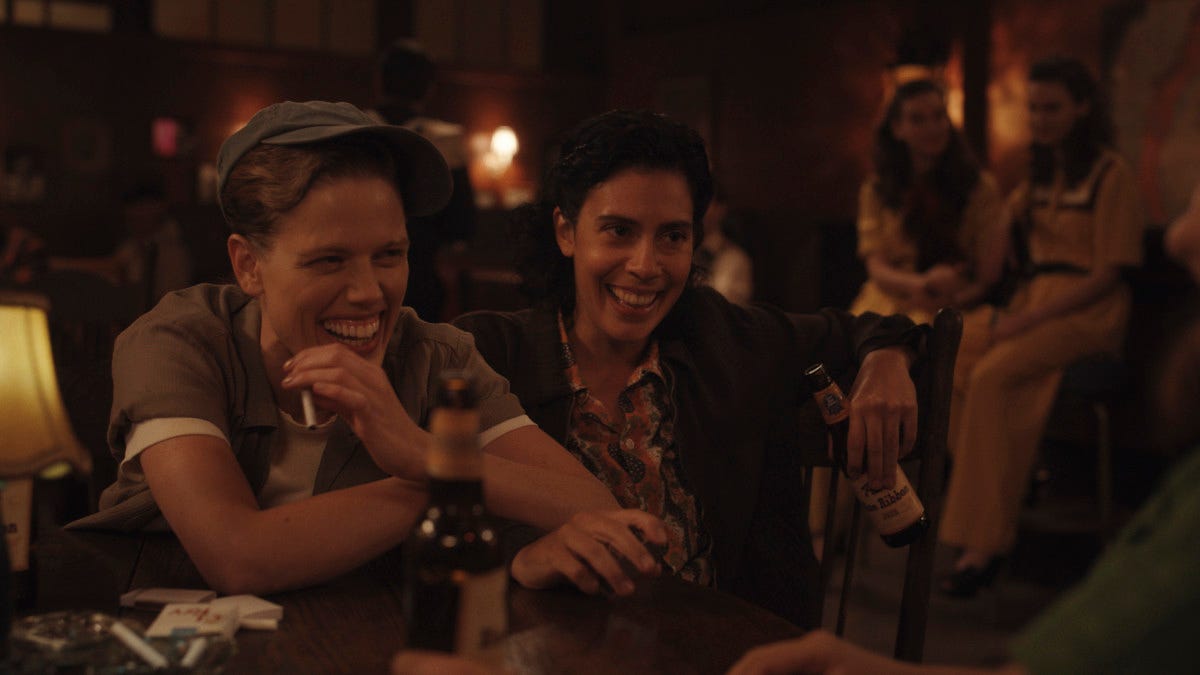 The Costumes in 'A League of Their Own' Cover All the Bases - Fashionista