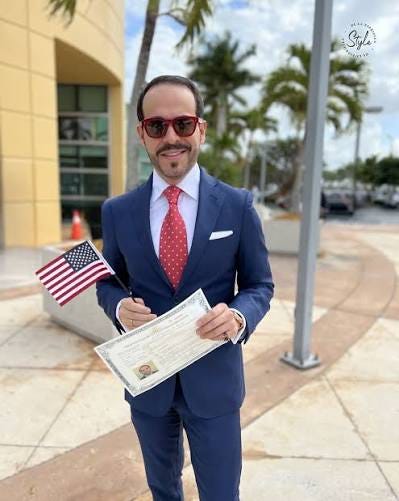Después de años de residir en los Estados Unidos, decidí hacerme ciudadano  de esta gran nación. 🇺🇸 Aquí nacieron mis 4 hijos, he sido muy feliz en  estas tierras al lado de